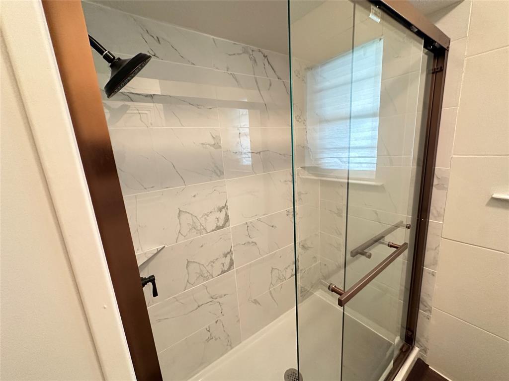 5823 Marview Lane Property Photo 16
