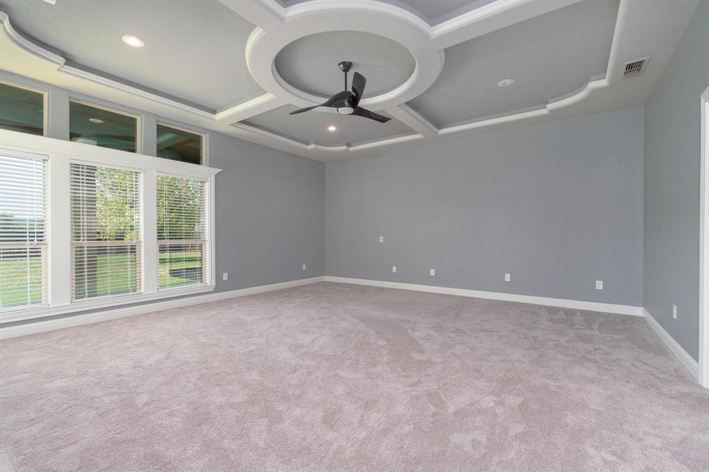 302 Southwind Circle Property Photo 6