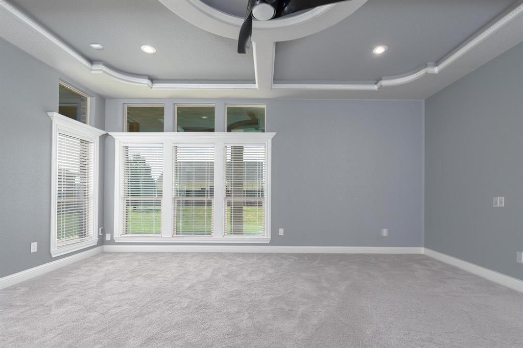 302 Southwind Circle Property Photo 8