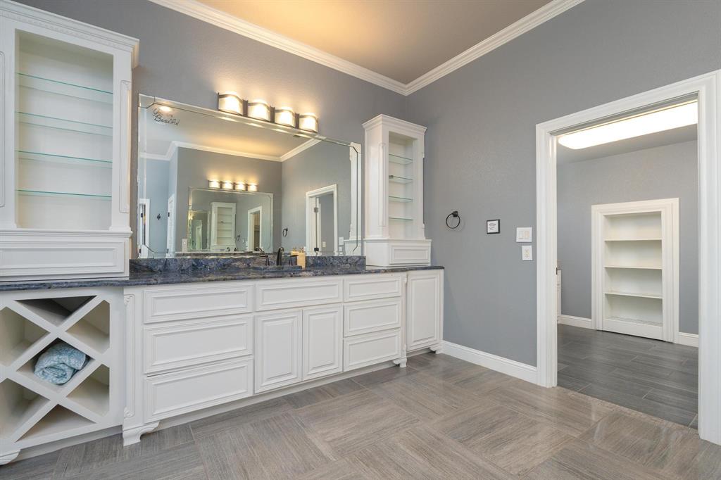 302 Southwind Circle Property Photo 15