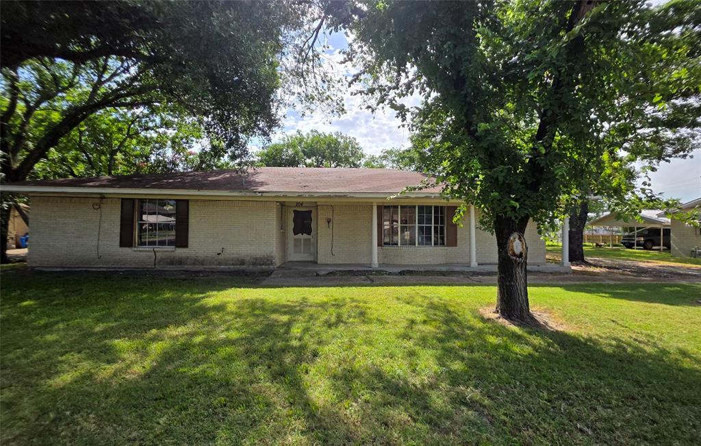 204 Fordyce Street Property Photo 1