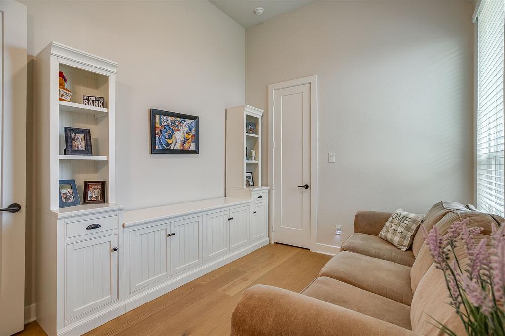 2137 Rolling Oaks Drive Property Photo 31