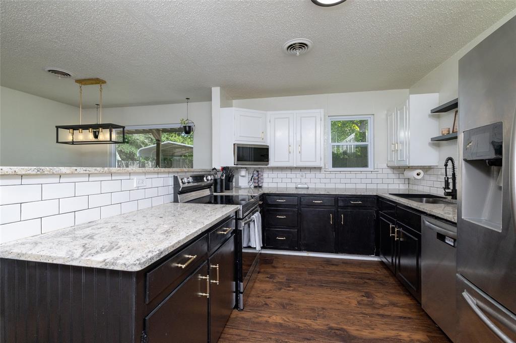 5955 Fm 678 Property Photo 12