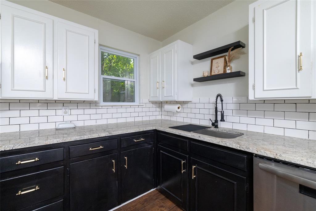 5955 Fm 678 Property Photo 13