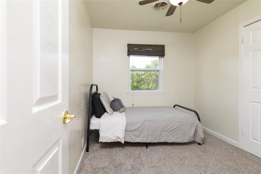 5955 Fm 678 Property Photo 21