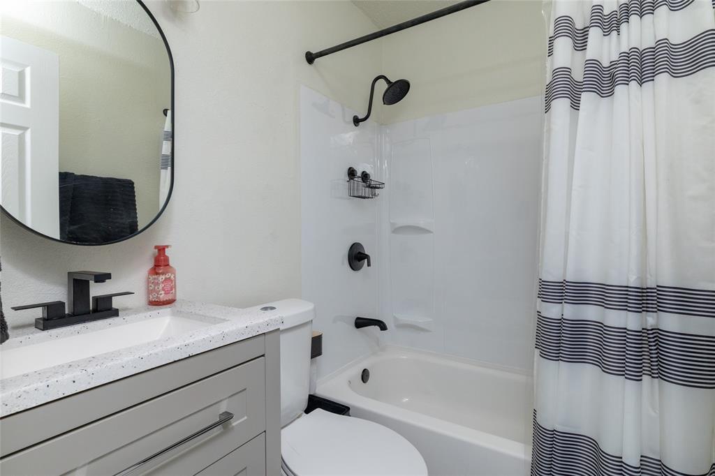 5955 Fm 678 Property Photo 22