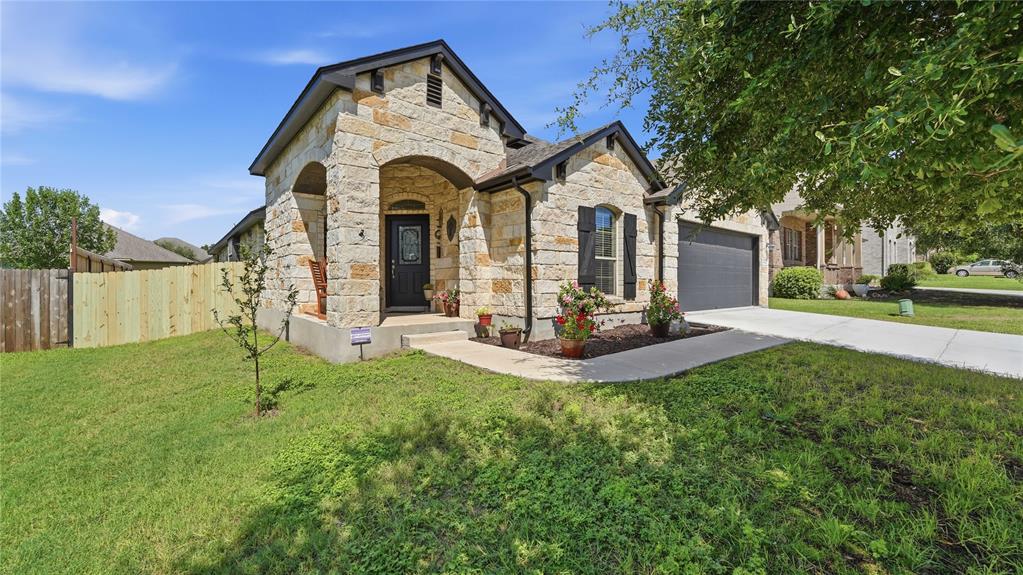 2122 Dragon Trail Property Photo 2
