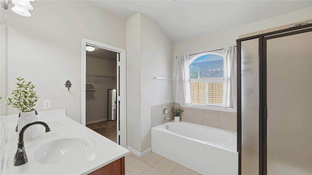 2122 Dragon Trail Property Photo 12
