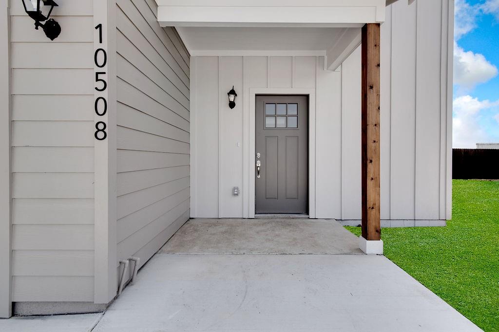 10508 Ruffin Drive Property Photo 3