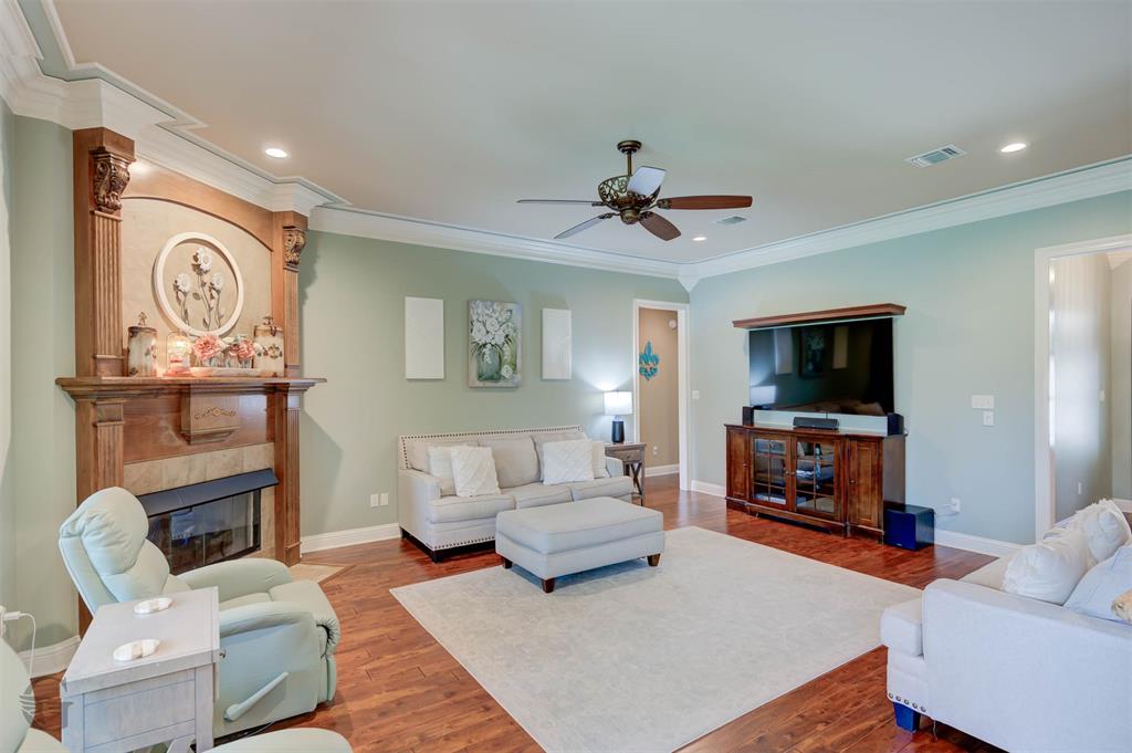 9981 Loveland Court Property Photo 8