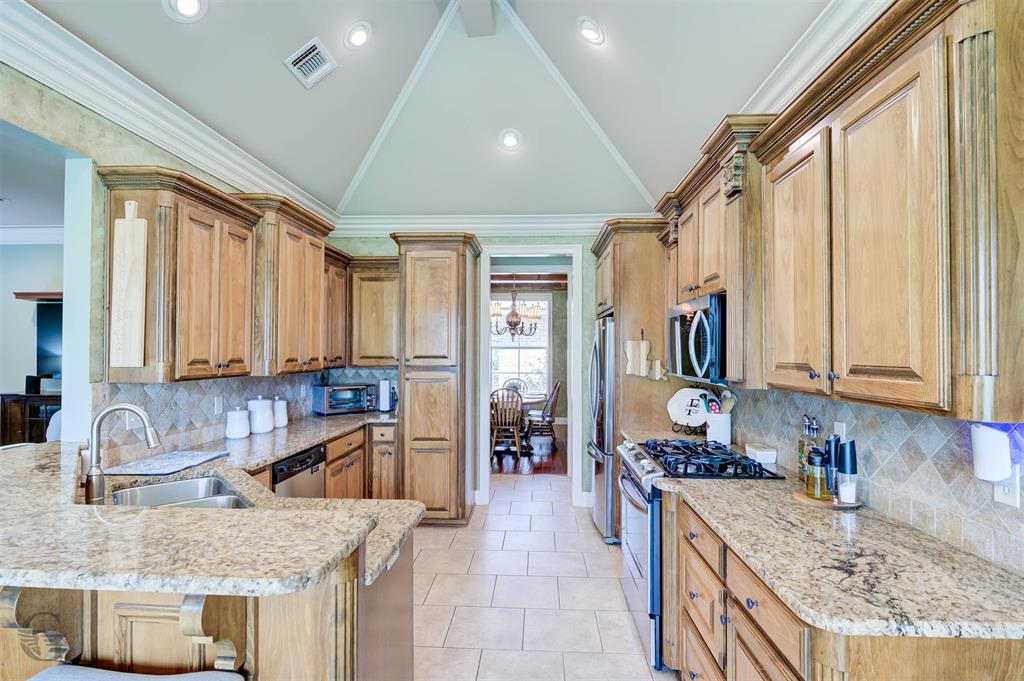 9981 Loveland Court Property Photo 12