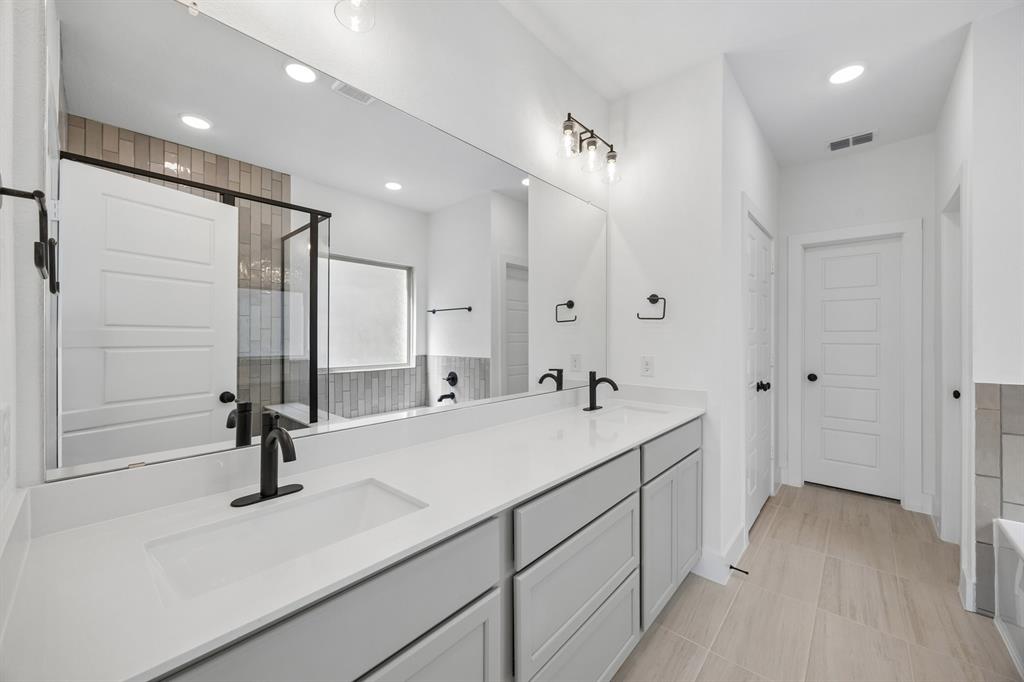 4873 Dee Street Property Photo 15