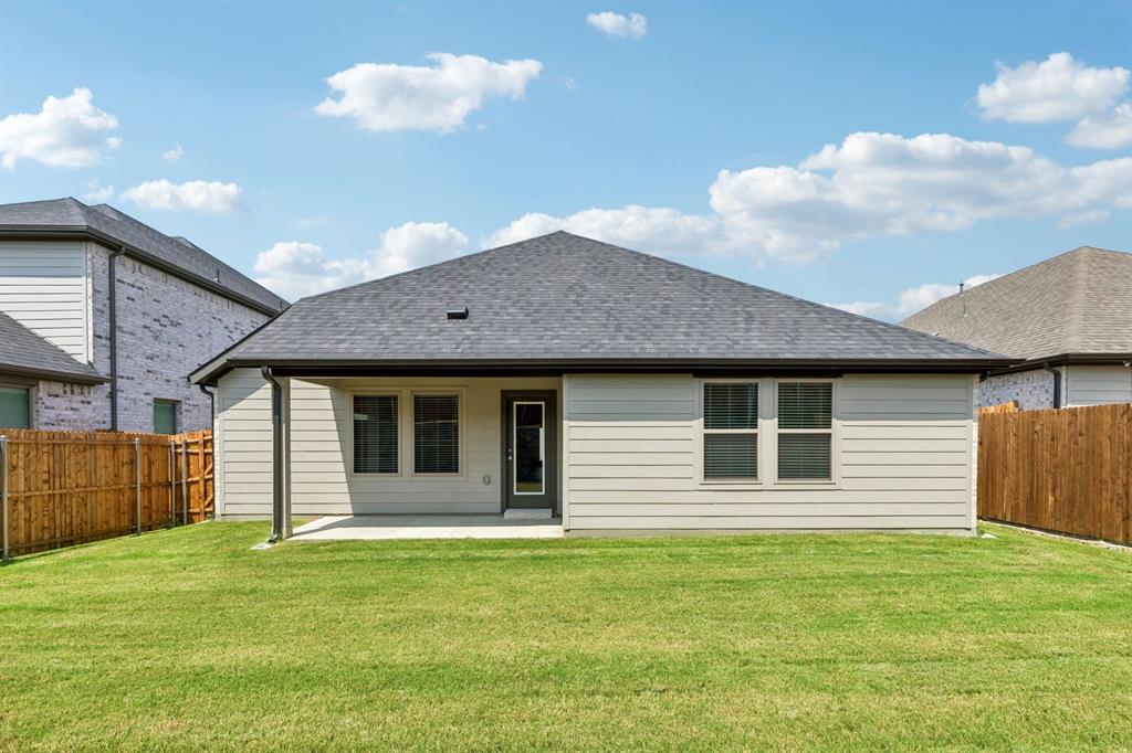 1858 Balfour Bend Property Photo 32