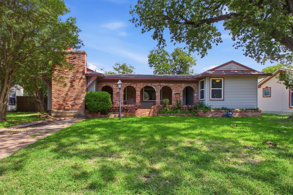 1625 Meadowbrook Drive Property Photo 1