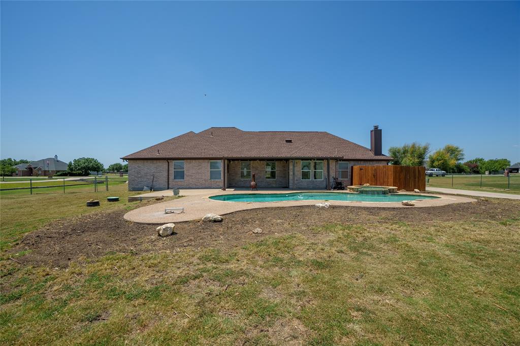 1908 Assembly Road Property Photo 27