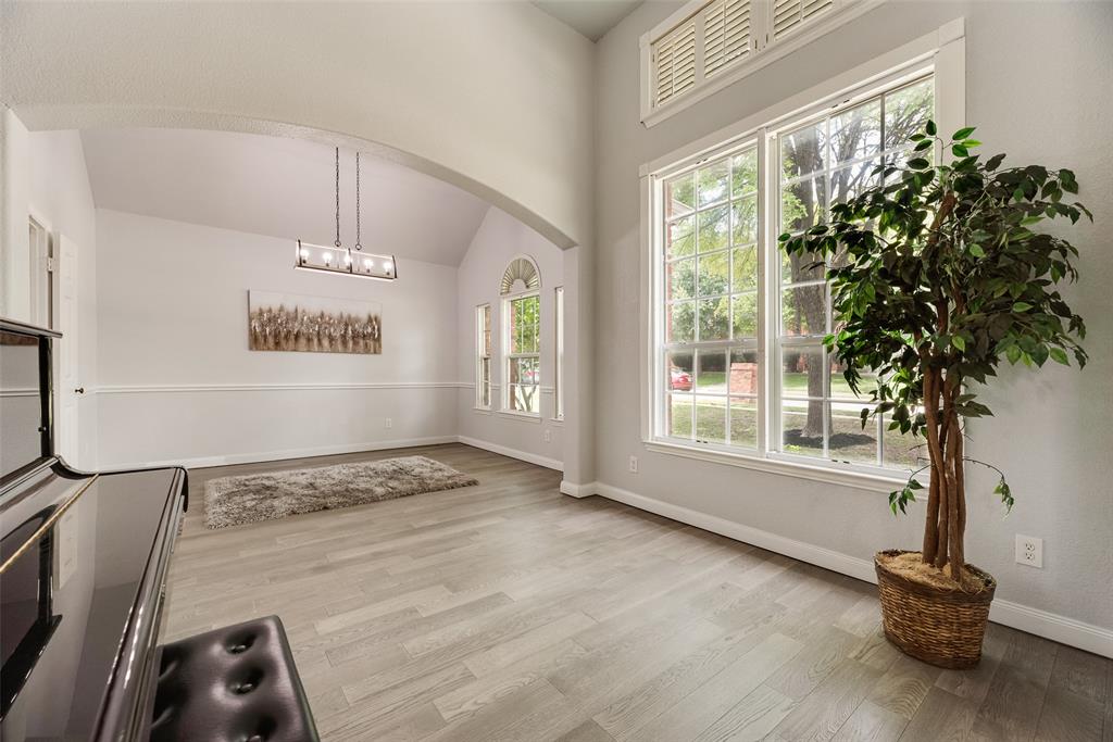 3516 Thorp Springs Drive Property Photo 4