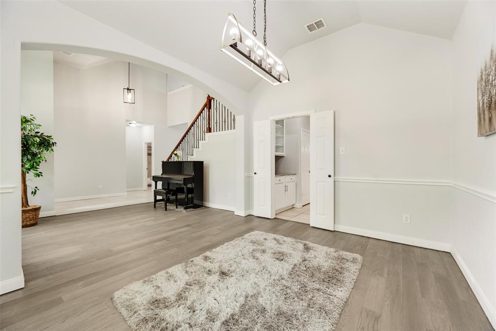 3516 Thorp Springs Drive Property Photo 5