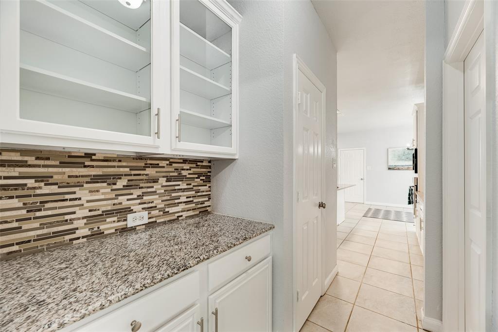 3516 Thorp Springs Drive Property Photo 7