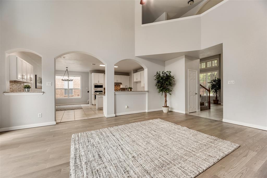 3516 Thorp Springs Drive Property Photo 13