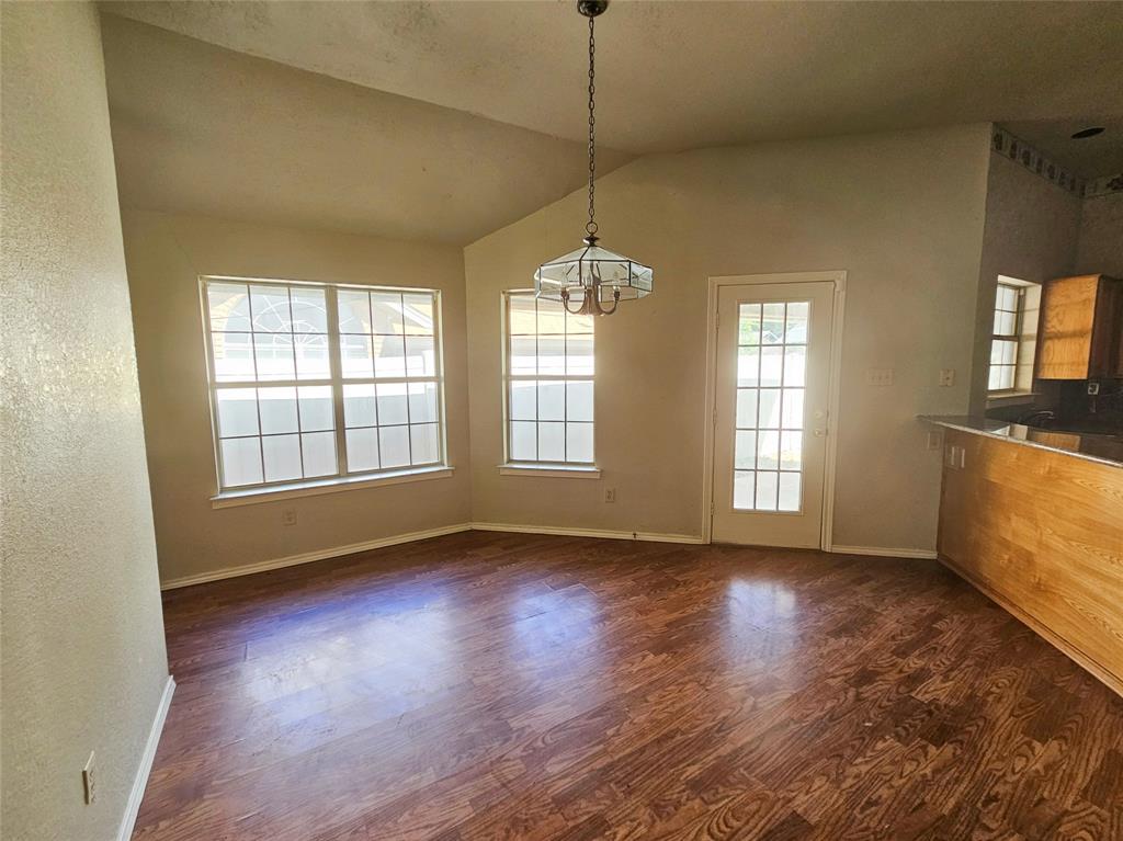 5817 Fox Hunt Drive Property Photo 10