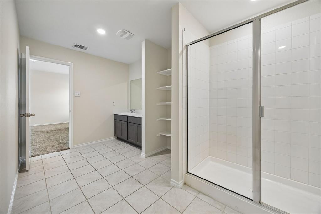 313 Samuel Street Property Photo 16