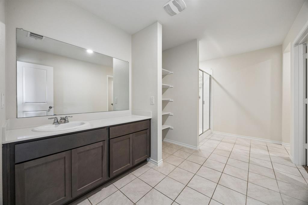 313 Samuel Street Property Photo 17