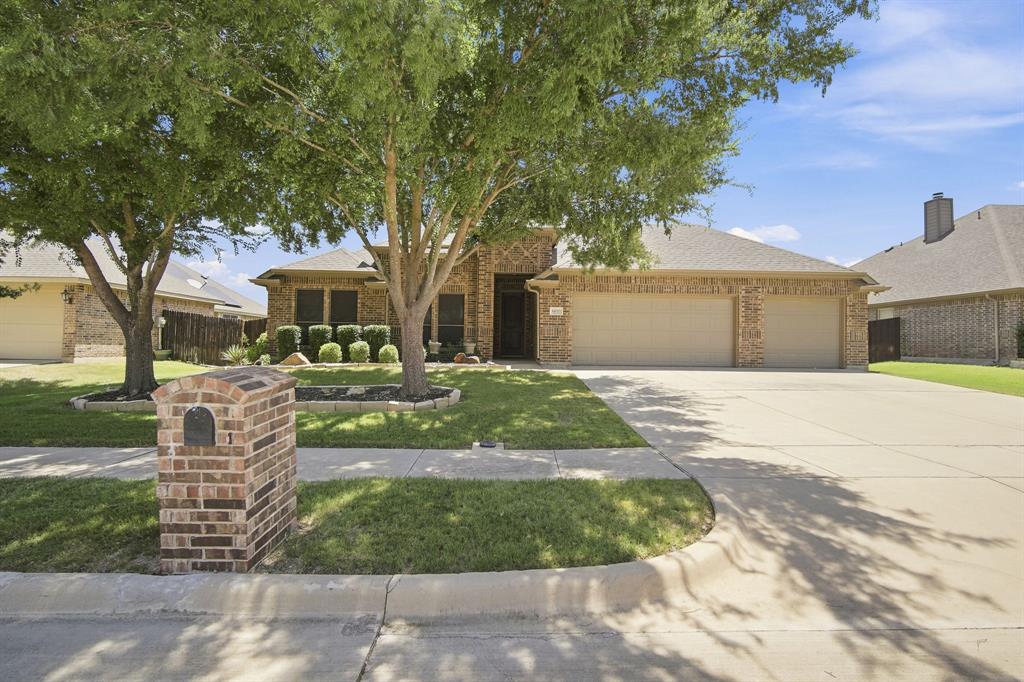 5610 Paradise Drive Property Photo 1