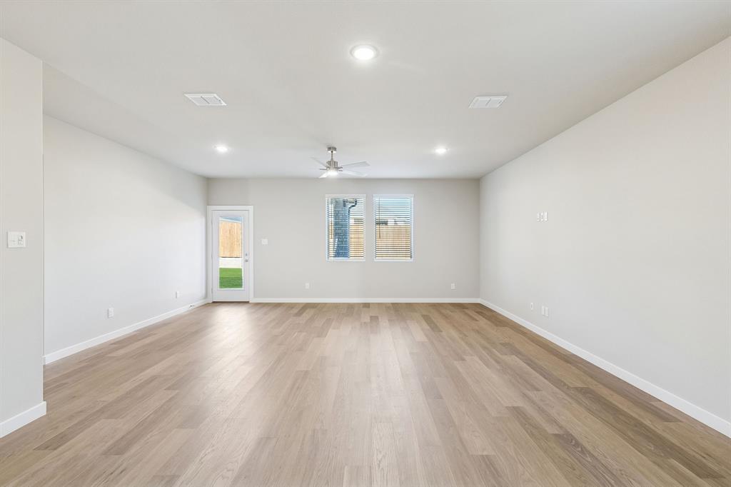 857 Rockcloud Drive Property Photo 13