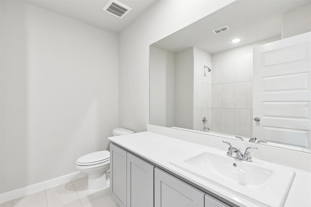 857 Rockcloud Drive Property Photo 34