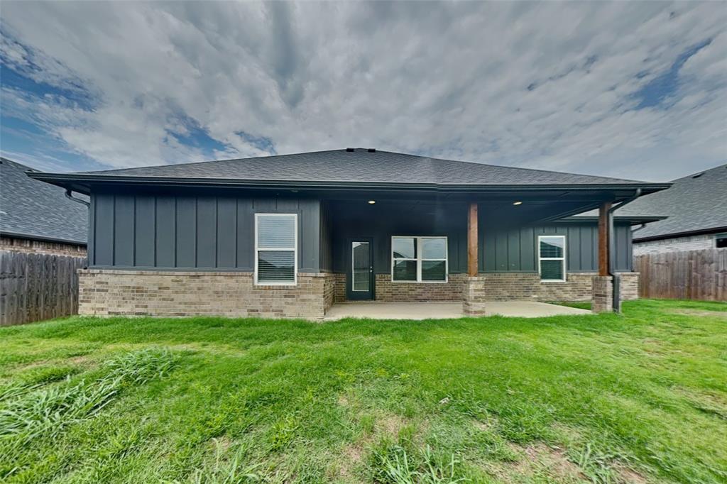 2902 Orchid Drive Property Photo 1