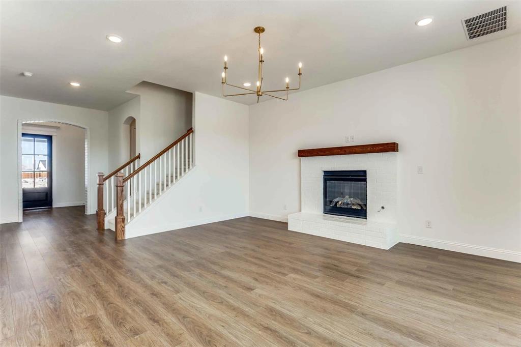238 Observation Drive Property Photo 5