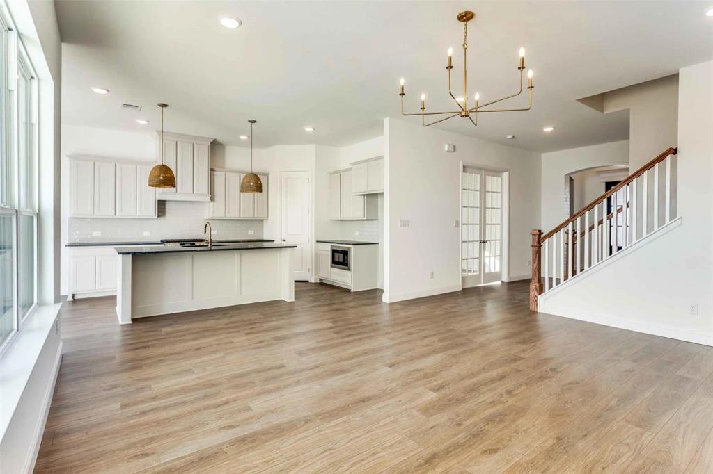 238 Observation Drive Property Photo 8