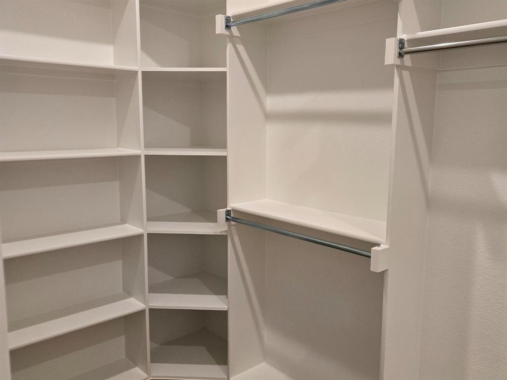 307 Taylor Way Property Photo 10