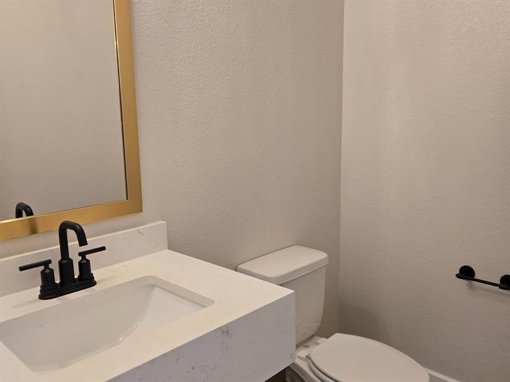 307 Taylor Way Property Photo 12