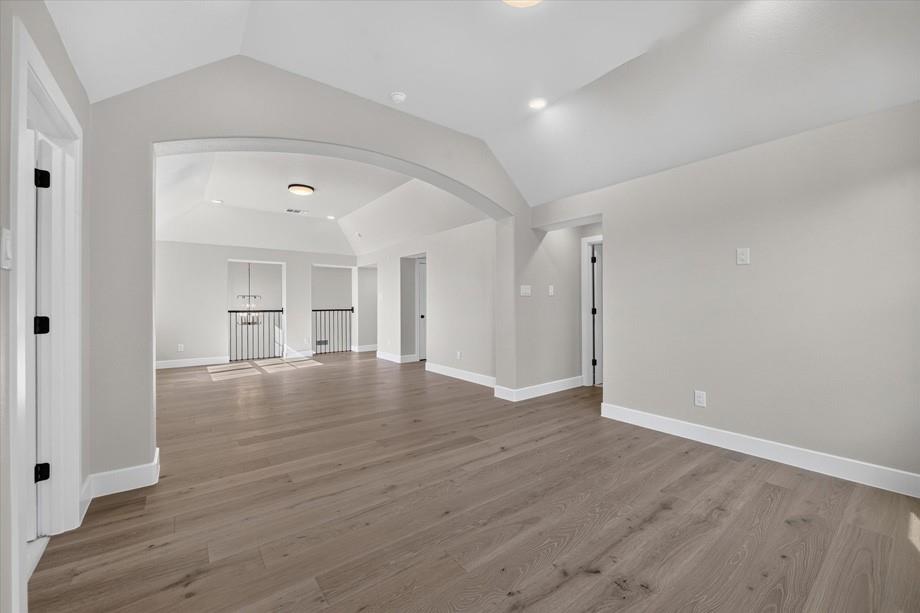 307 Taylor Way Property Photo 24