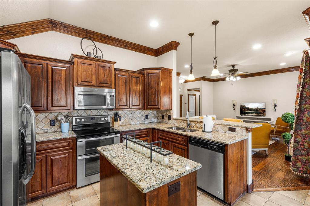 1326 Briar Cliff Path Property Photo 2