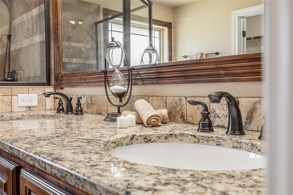 1326 Briar Cliff Path Property Photo 24