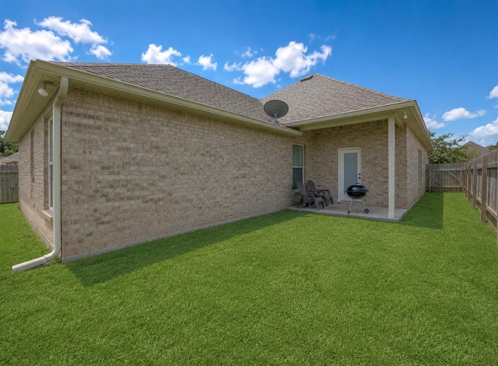 1544 Riverview Lane Property Photo 3