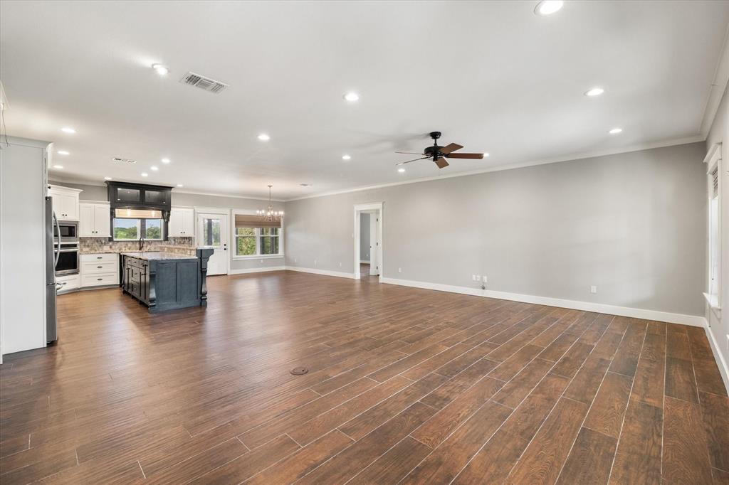 5568 S Fm 779 Property Photo 10