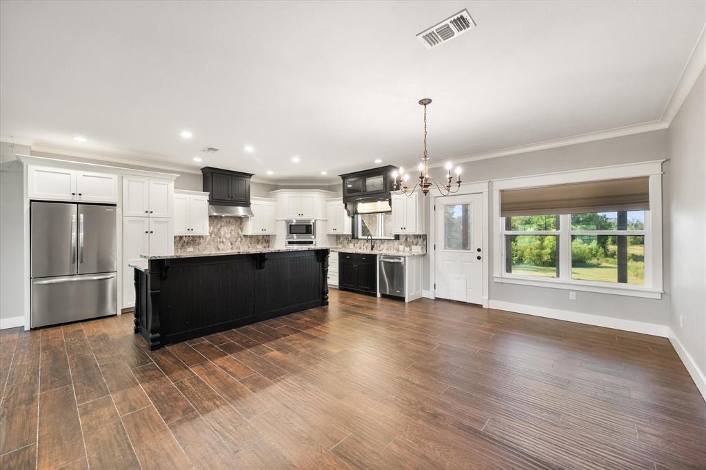 5568 S Fm 779 Property Photo 12