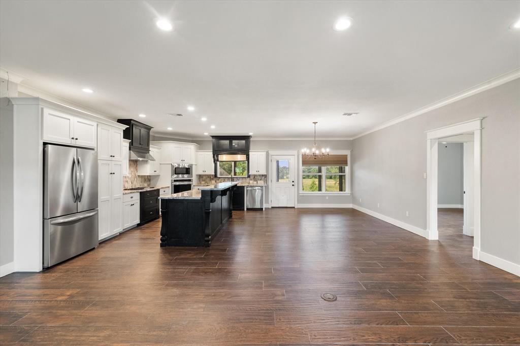 5568 S Fm 779 Property Photo 13