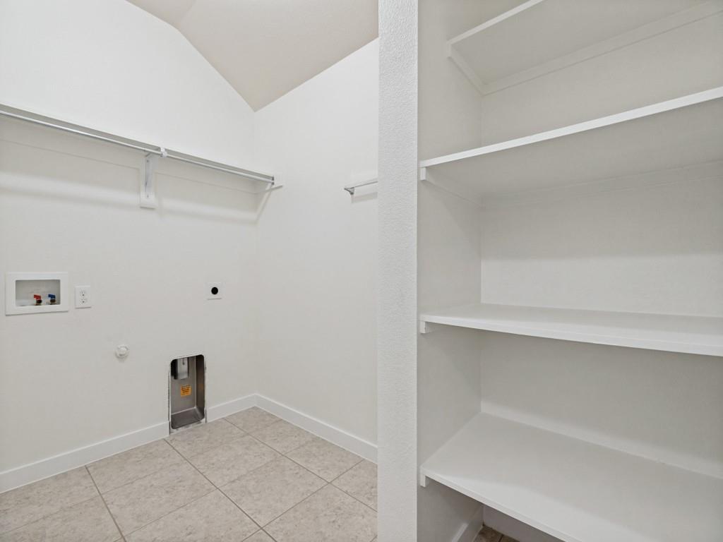 1716 Alton Way Property Photo 18