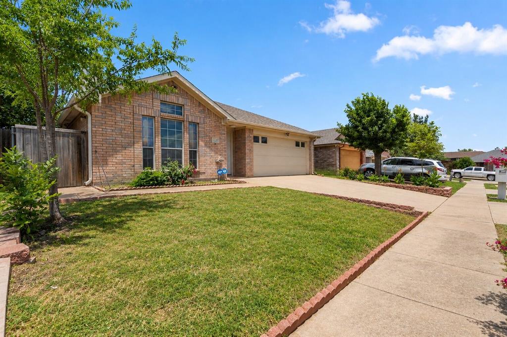 3129 Bahar Drive Property Photo 2