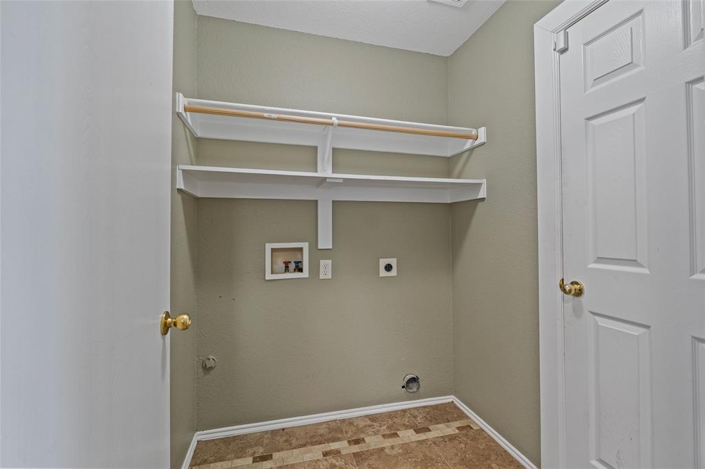 3129 Bahar Drive Property Photo 8