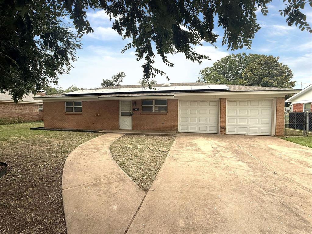 3010 Grand Avenue Property Photo 1