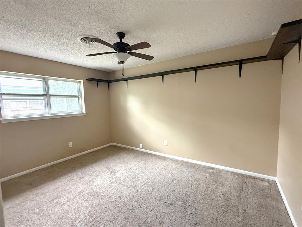 3010 Grand Avenue Property Photo 13