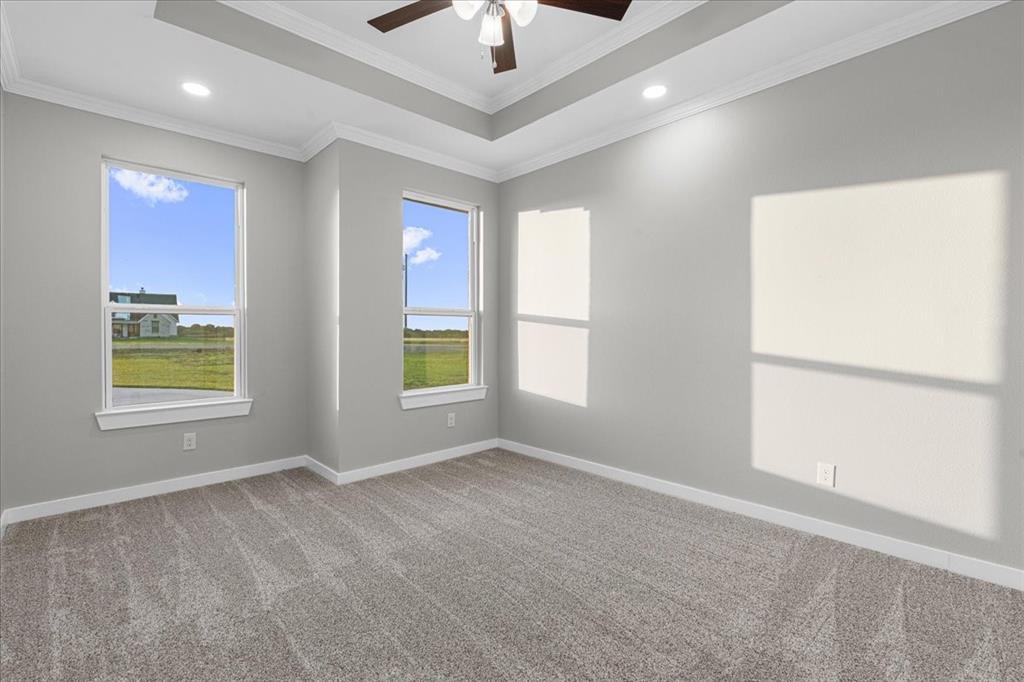 1052 Grison Circle Property Photo 24