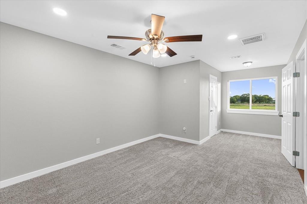 1052 Grison Circle Property Photo 30