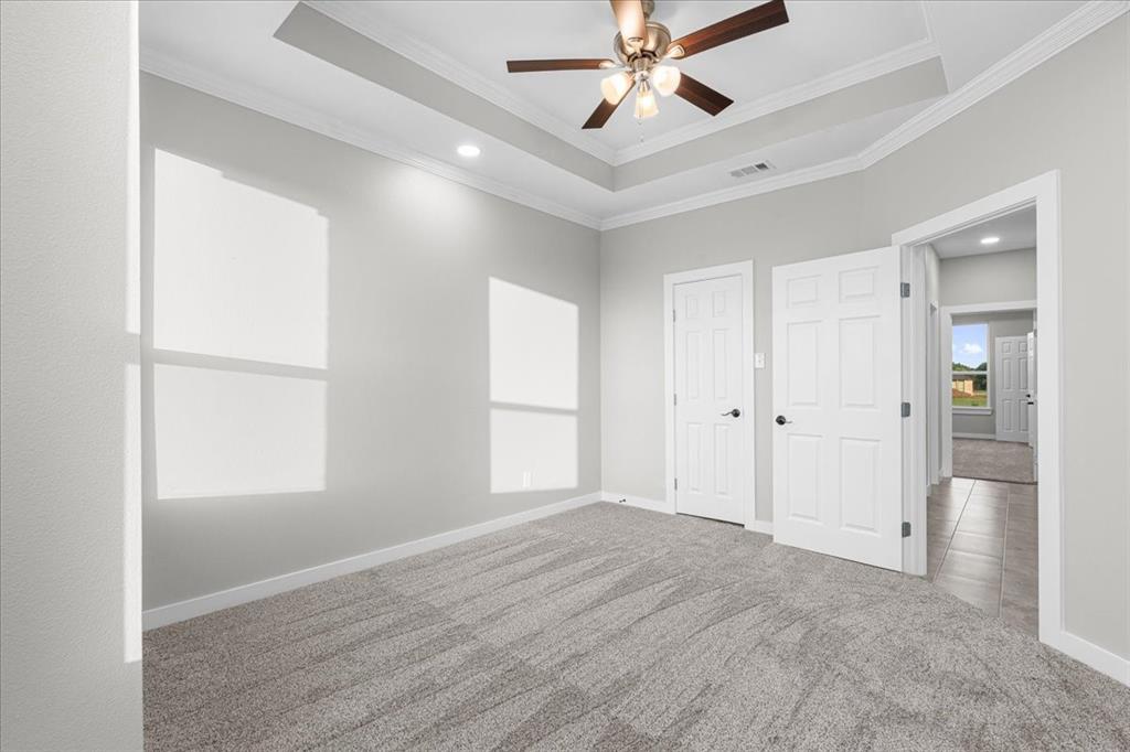 1052 Grison Circle Property Photo 32