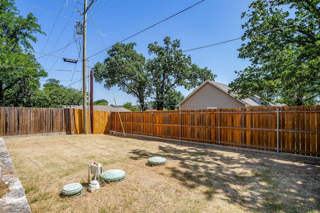 719 Harness Trail Property Photo 18